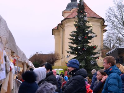 Vánoční trhy na náměstí 1.12.2024