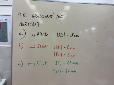 GRADOVANÉ ÚLOHY V GEOMETRII