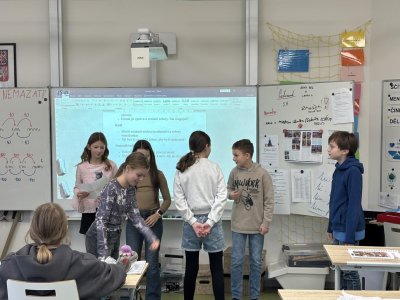 HRA - SCÉNKY Z VESNICE V DOBĚ ZRUŠENÍ ROBOTY