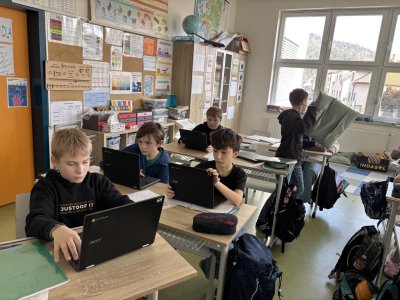 PROJEKT: BIOM V KRABICI